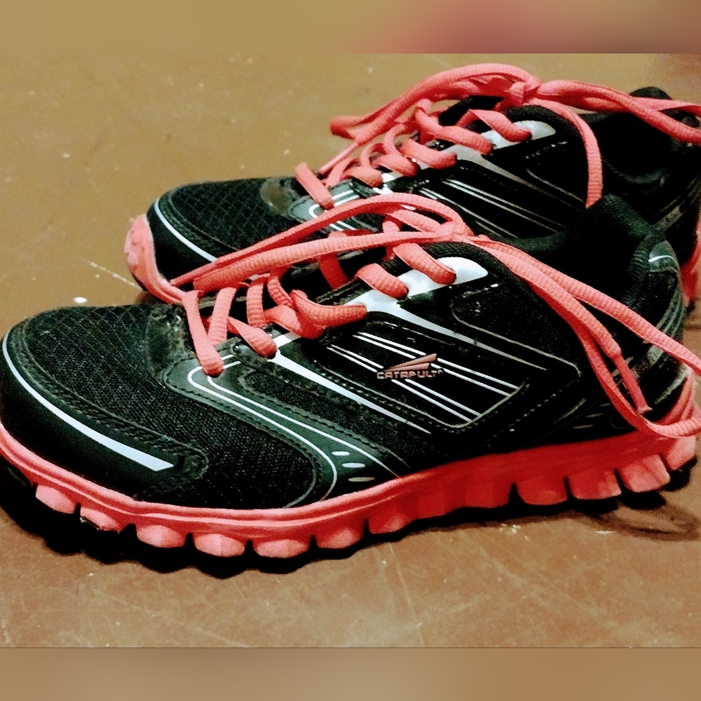 Catapult Sneaker's